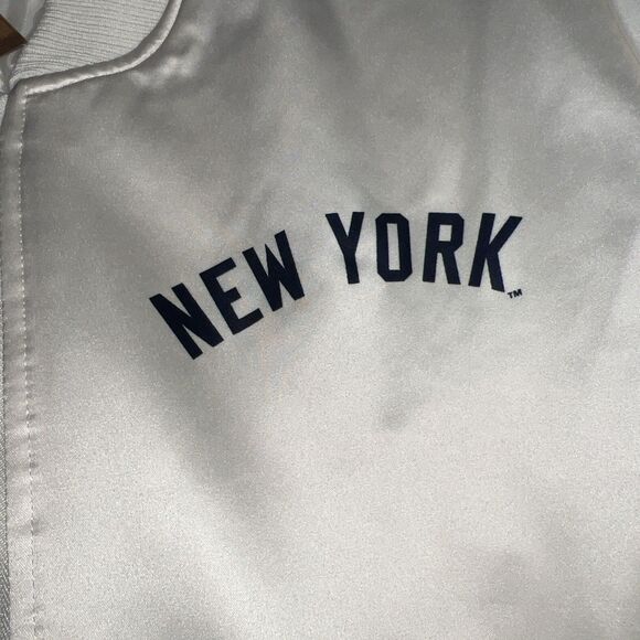 NEW YORK YANKEES MLB MITCHELL & NESS SATIN JACKET - NWT- LARGE - Picture 3 of 9